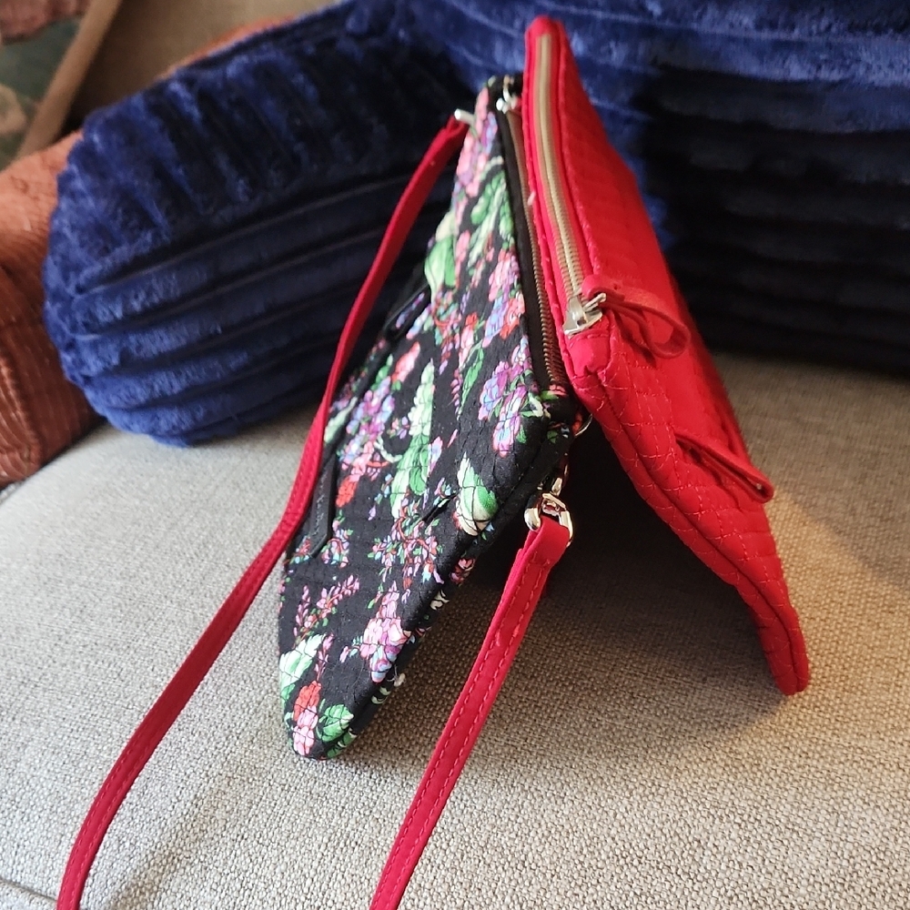 Vera Bradley Black Quilted Floral Crossbody with Pink Strap - Picture 3 of 9